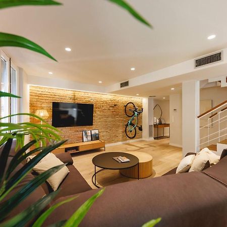 Bravissimo Cort Reial Duplex, Spacious With 3 Bedrooms Girona Dış mekan fotoğraf