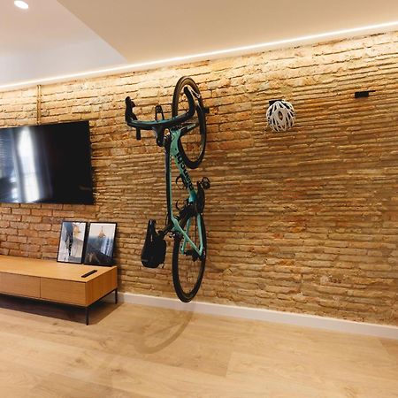 Bravissimo Cort Reial Duplex, Spacious With 3 Bedrooms Girona Dış mekan fotoğraf