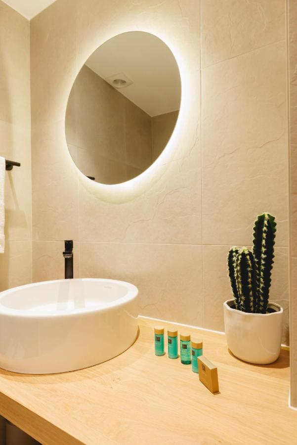 Bravissimo Cort Reial Duplex, Spacious With 3 Bedrooms Girona Dış mekan fotoğraf