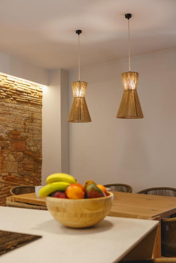 Bravissimo Cort Reial Duplex, Spacious With 3 Bedrooms Girona Dış mekan fotoğraf