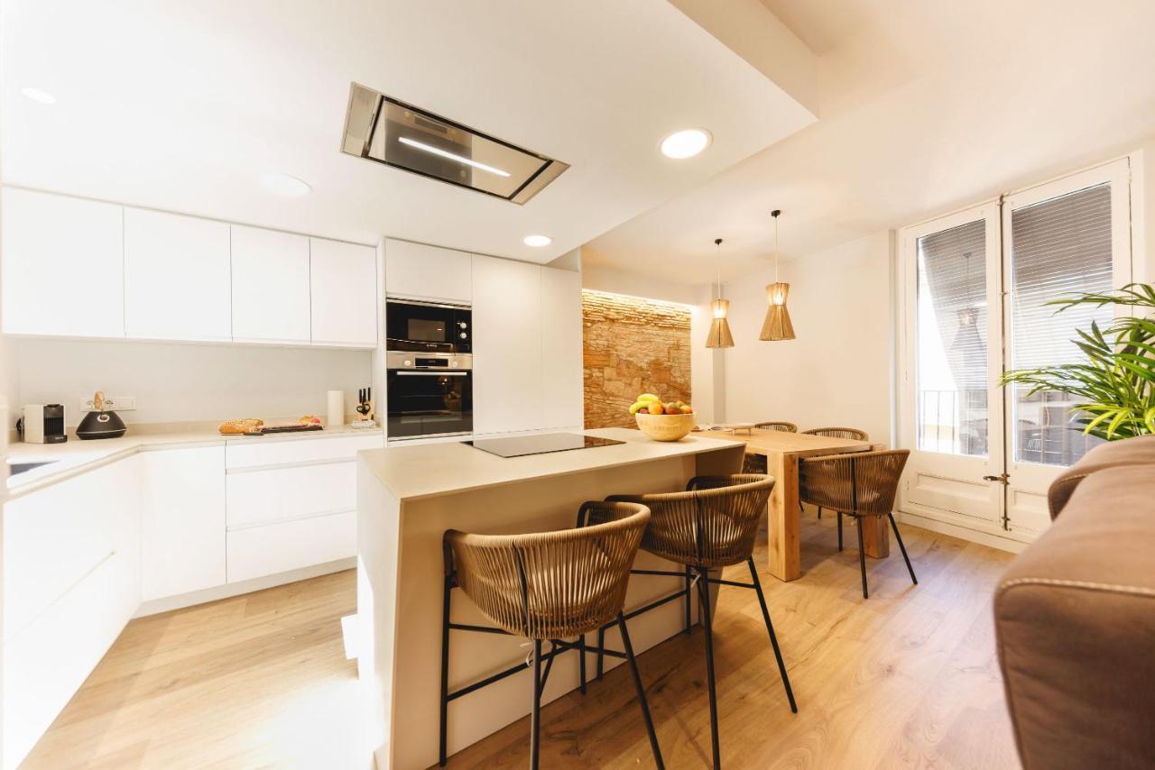 Bravissimo Cort Reial Duplex, Spacious With 3 Bedrooms Girona Dış mekan fotoğraf