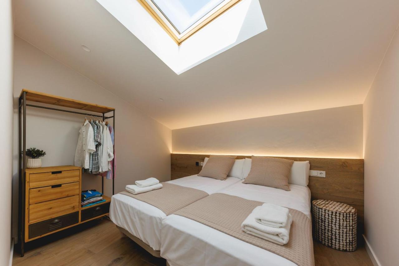 Bravissimo Cort Reial Duplex, Spacious With 3 Bedrooms Girona Dış mekan fotoğraf