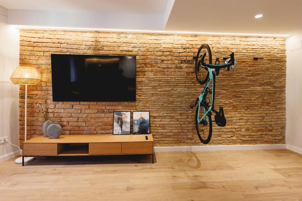 Bravissimo Cort Reial Duplex, Spacious With 3 Bedrooms Girona Dış mekan fotoğraf
