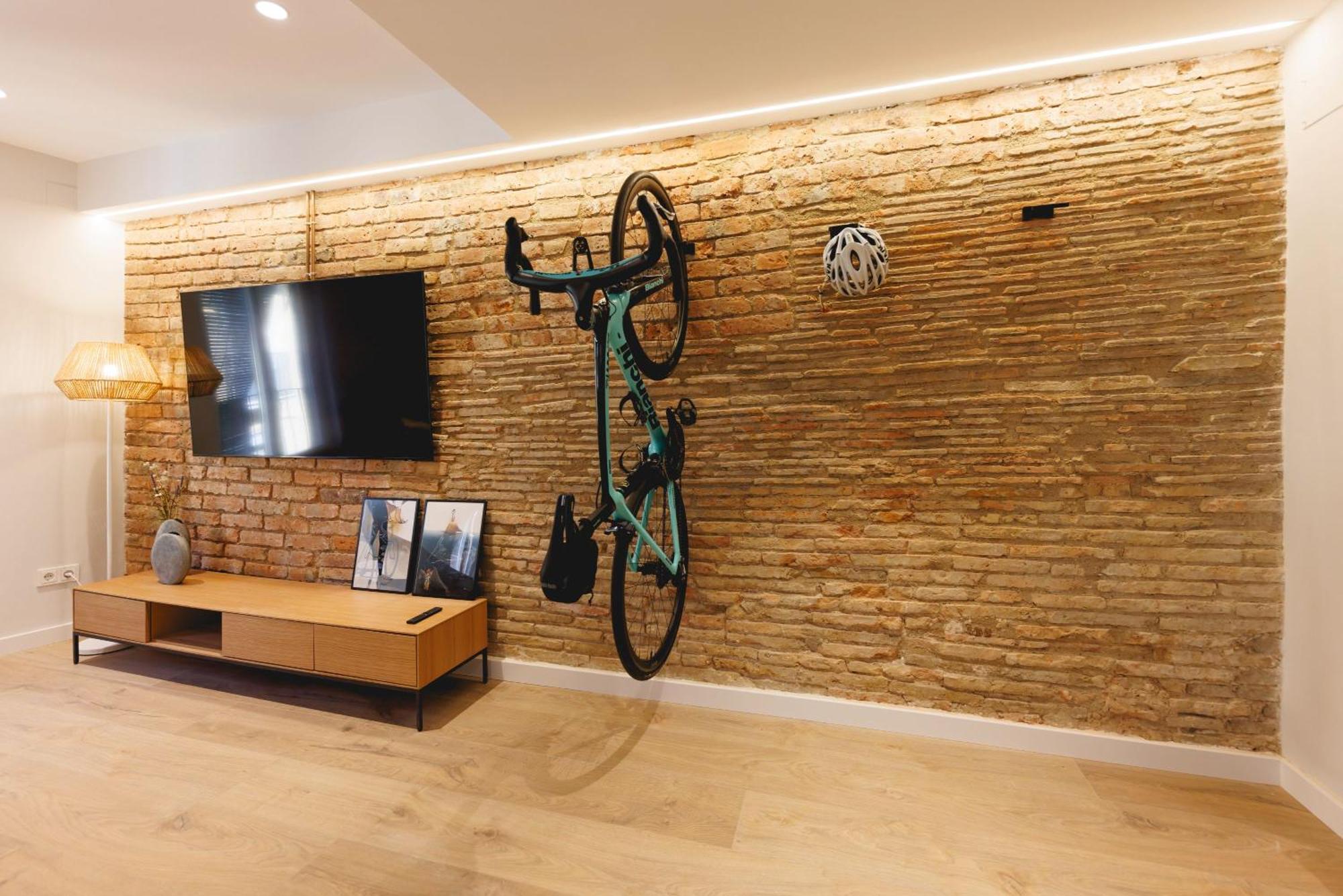 Bravissimo Cort Reial Duplex, Spacious With 3 Bedrooms Girona Dış mekan fotoğraf